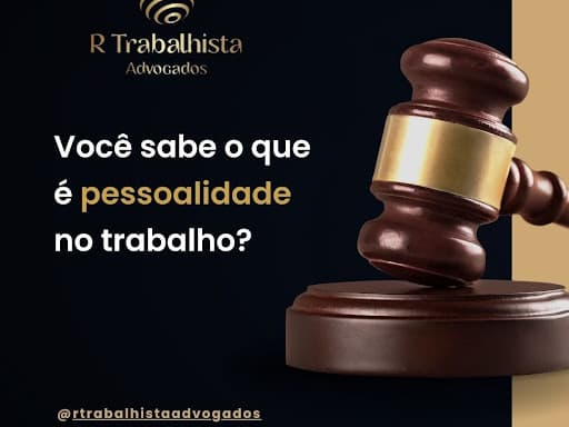 Não subestime a importância da pessoalidade quando se trata de uma relação de emprego sólida. Ao recrutar um novo colaborador, as empresas cuidadosamente avaliam as qualificações e as atribuições previstas para essa pessoa. É fundamental lembrar que, de acordo com o direito trabalhista, é o próprio colaborador contratado quem deve desempenhar as funções especificadas no contrato de trabalho. Substituir essa pessoa por outra não está de acordo com as regras. Para esclarecer qualquer dúvida sobre esse assunto, um advogado trabalhista experiente está à disposição para ajudar na defesa dos seus direitos.